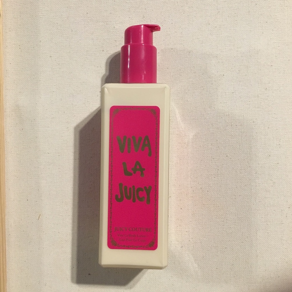 Juciy couture viva La Juicy Lotion